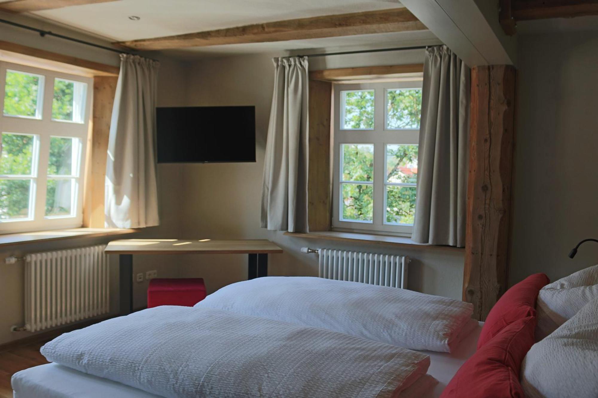 Landgasthof Koenig Von Preussen Helsa ห้อง รูปภาพ
